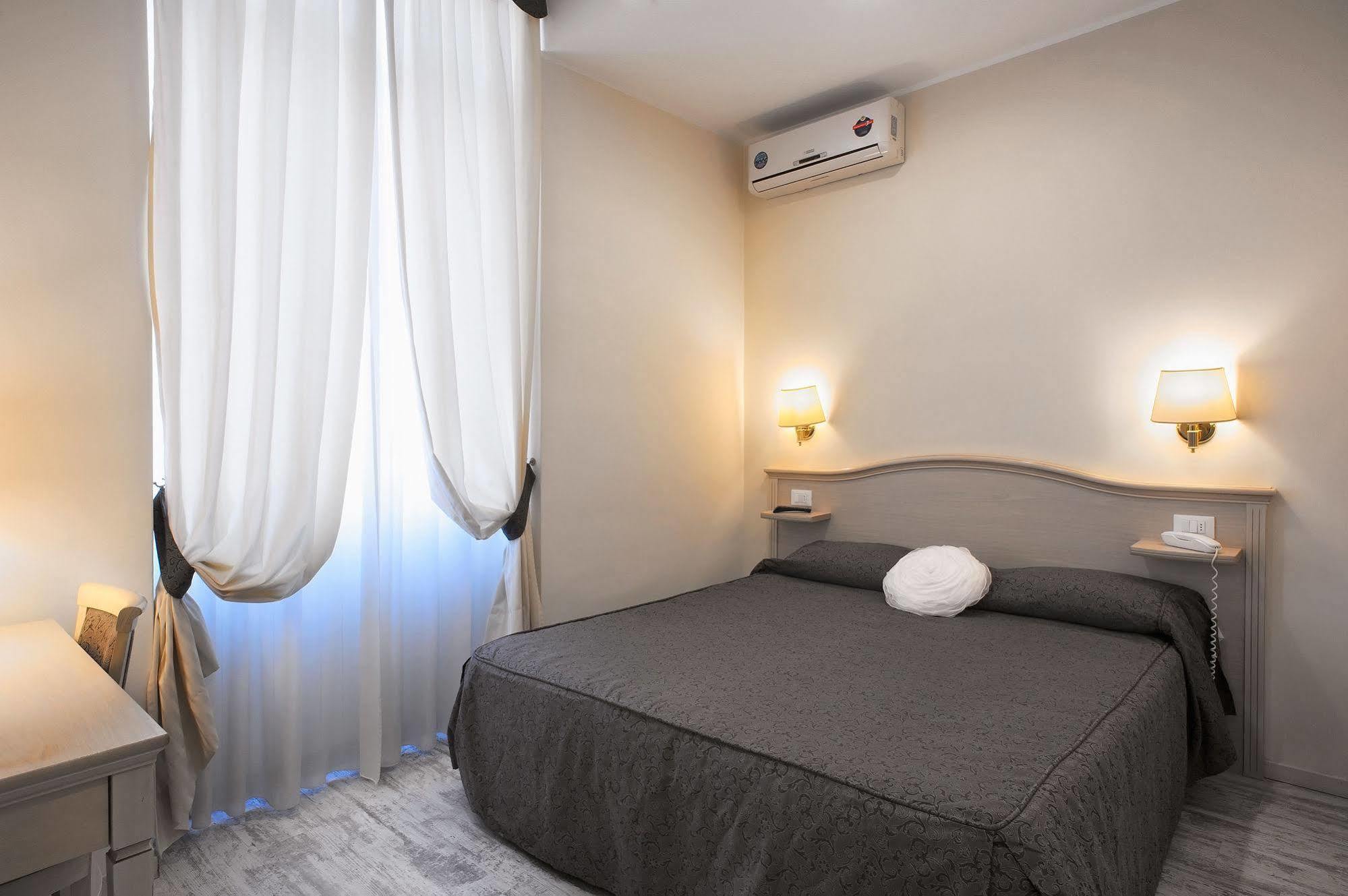 Hotel Cortese San Remo Buitenkant foto